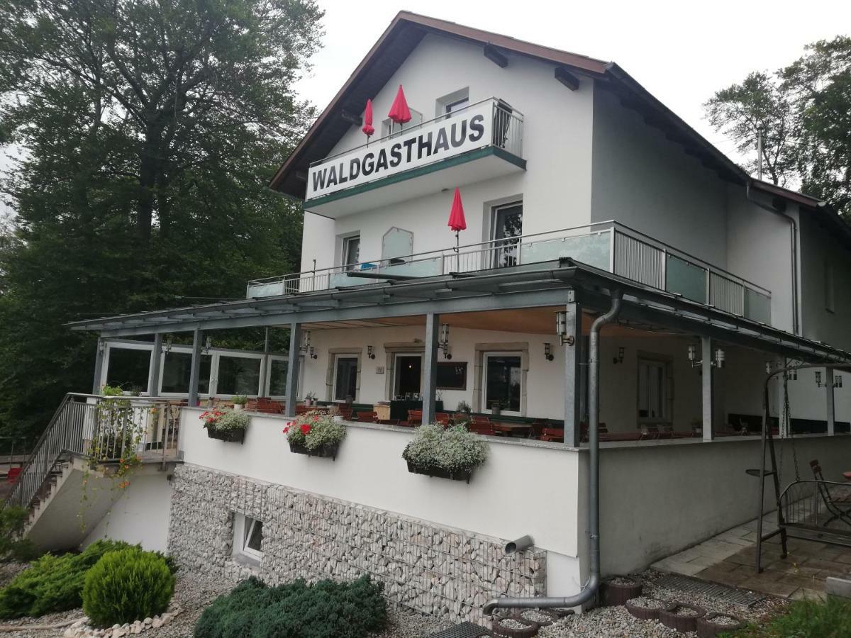 Waldgasthaus Hochburg-Ach المظهر الخارجي الصورة